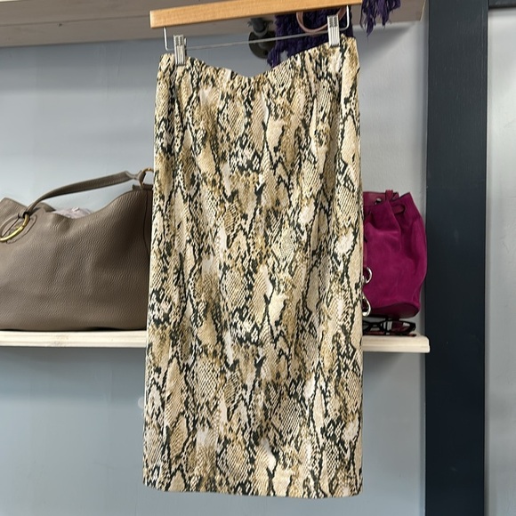 Susan Graver Printed Faux-Suede Midi Skirt Size Large Petite - Picture 2 of 7